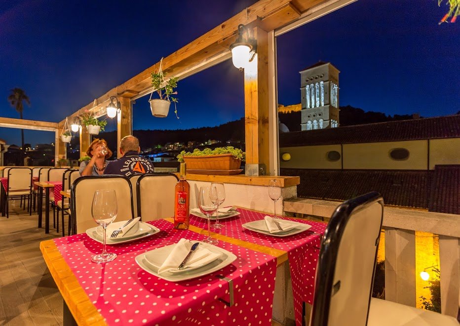 Konoba Luviji Rooftop